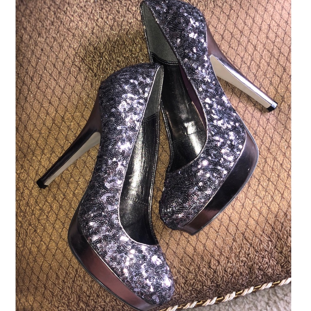 💜Madden Girl Sequins High Heel Shoes💜
